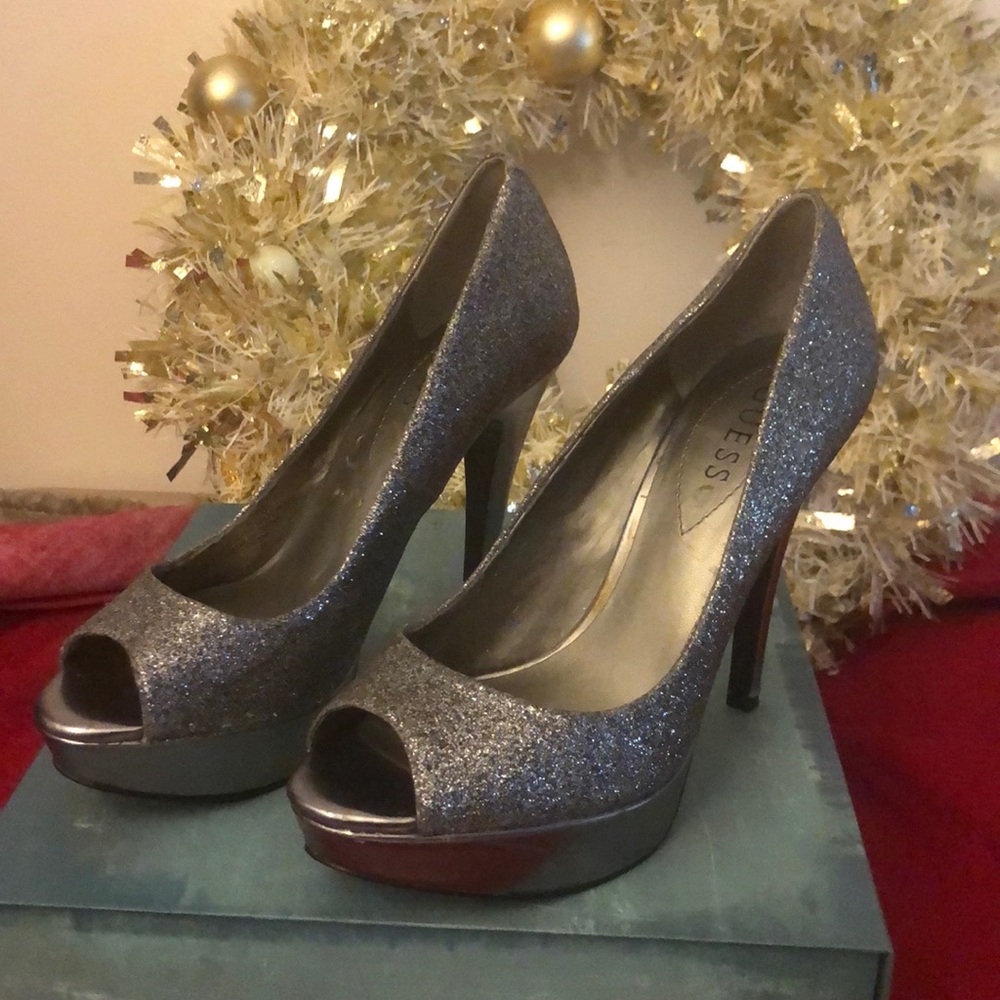 GUESS Womens Peep Toe Stilettos